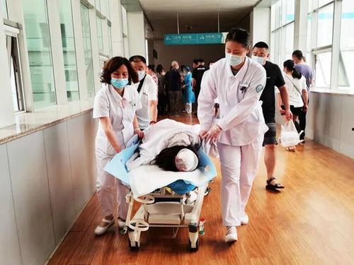 白衣天使被记者爆料视频,一场医疗现场的震撼记录 第3张 白衣天使被记者爆料视频,一场医疗现场的震撼记录 第3张